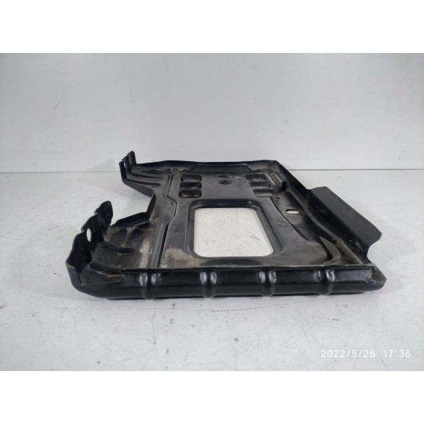 Suporte Base Bateria Mercedes C180 C200 A2046200018 /15254