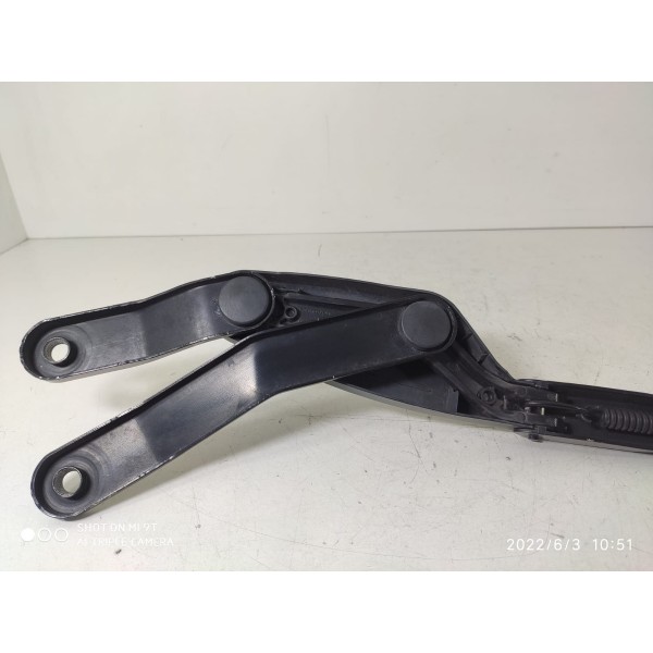 Braço Limpador Parabrisa Mercedes C180 2011 Esquerdo / 15423