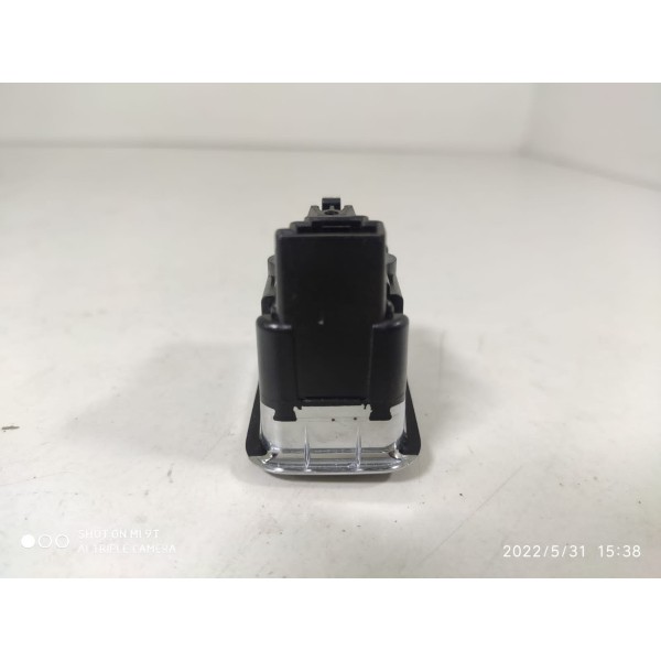 Botao Vidro Mercedes C180 C200 2008/2014 A2049055502 / 15360