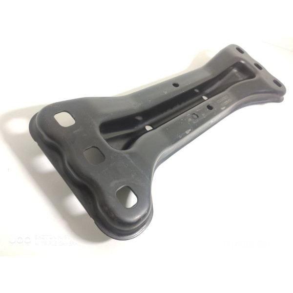 Travessa Motor Mercedes C180 C200 2008/14 A2042421601 /15324