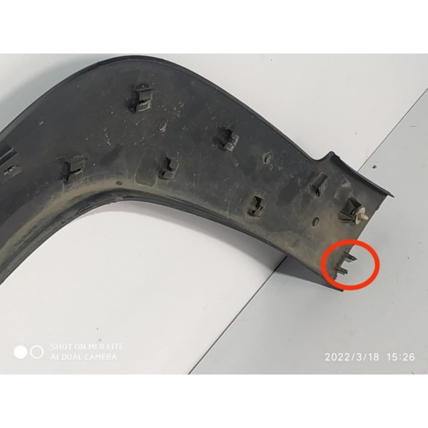 Moldura Paralama Renegade Direito 2016 2021 Detalhe