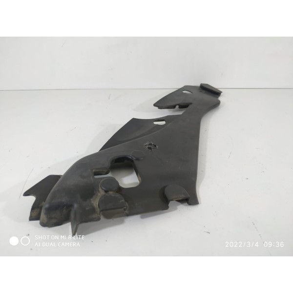 Suporte Guia Farol Mercedes C180 C200 Dir 07/14 A2048261424