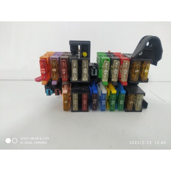 Caixa Fusíveis Mercedes Slk200 C180 Clc200 2035400050