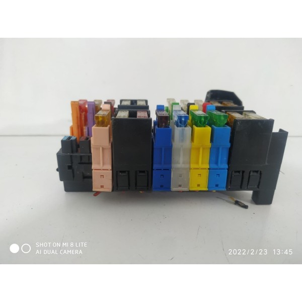 Caixa Fusíveis Mercedes Slk200 C180 Clc200 2035400050