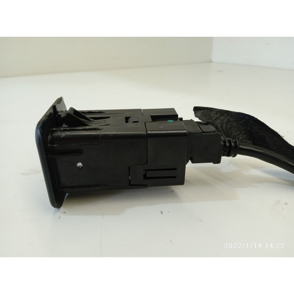 Entrada Auxiliar Usb Jeep Compass 2017 2023