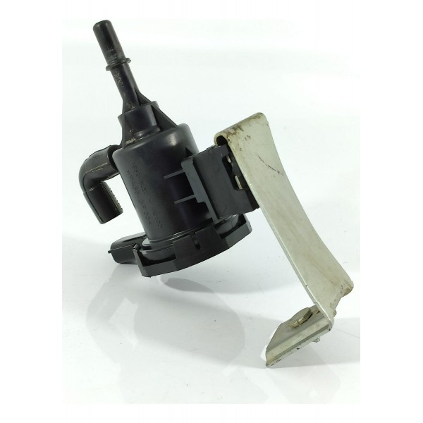 Valv Canister Mercedes Gla Cla A 200 250 A0004760600 Orig