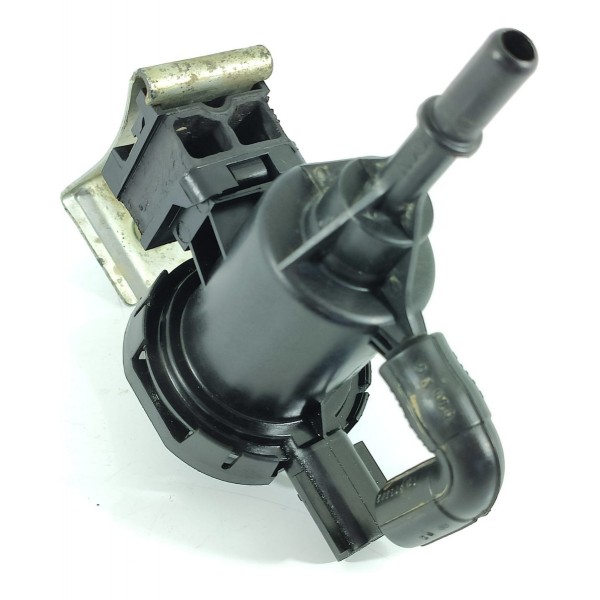 Valv Canister Mercedes Gla Cla A 200 250 A0004760600 Orig