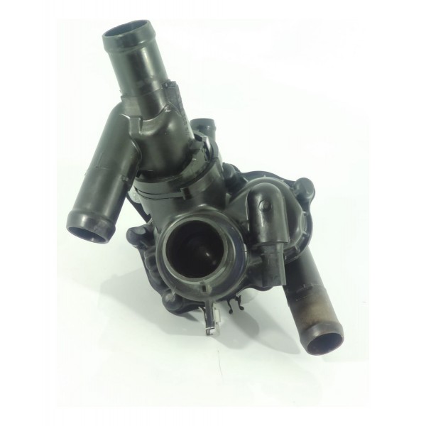 Valvula Termostatica Mercedes Gla Cla A A2702000615