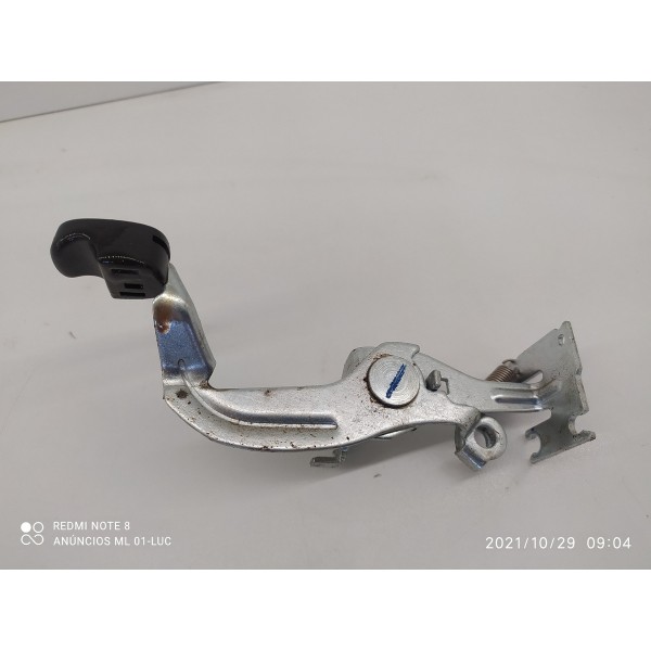 Alavanca Abertura Portinhola Tracker 2020 A 2024 Orig