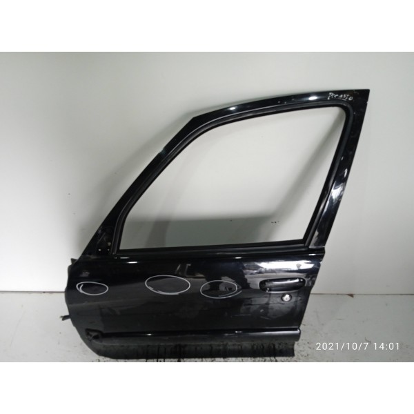 Porta Xsara Picasso Dianteira Esquerda 2000 Detalhes