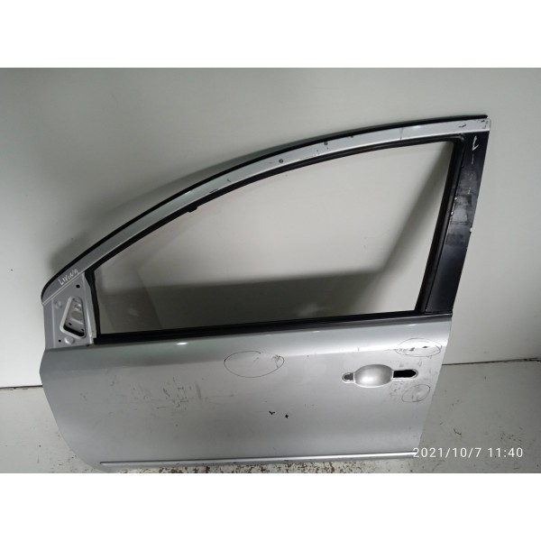 Porta Livina Dianteira Esquerda 2009 2010 2011 A 2014 Det
