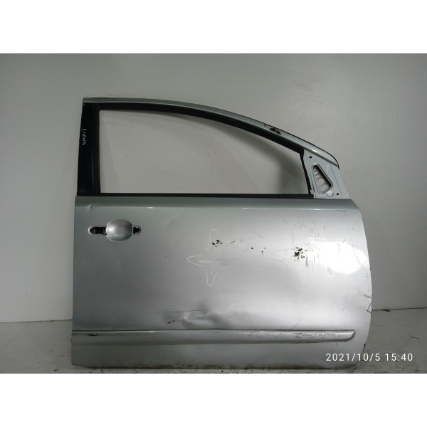 Porta Livina Dianteira Direita 2009 2010 2011 2012/2014 Det