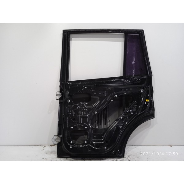 Porta Ssangyong Kyron Traseira Direita 2009/2014 Detalhes