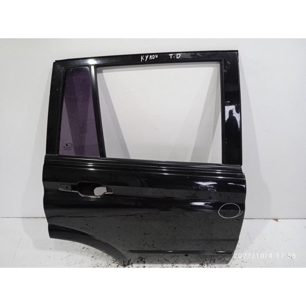 Porta Ssangyong Kyron Traseira Direita 2009/2014 Detalhes