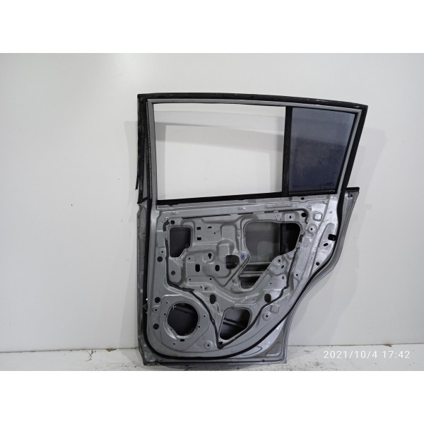 Porta Nissan Tiida Hatch Traseira Direit 2008 2009 2010/2013