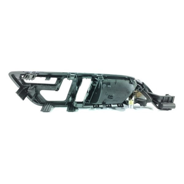 Macaneta Interna Mercedes Cla Gla 200 Dianteira  A2467200548