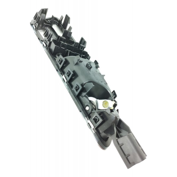 Macaneta Interna Mercedes Cla Gla 200 Dianteira  A2467200548
