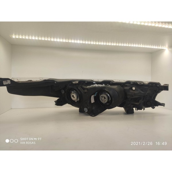 Farol Toyota Corolla Esquerdo 2015 Original Detalhe  /00260