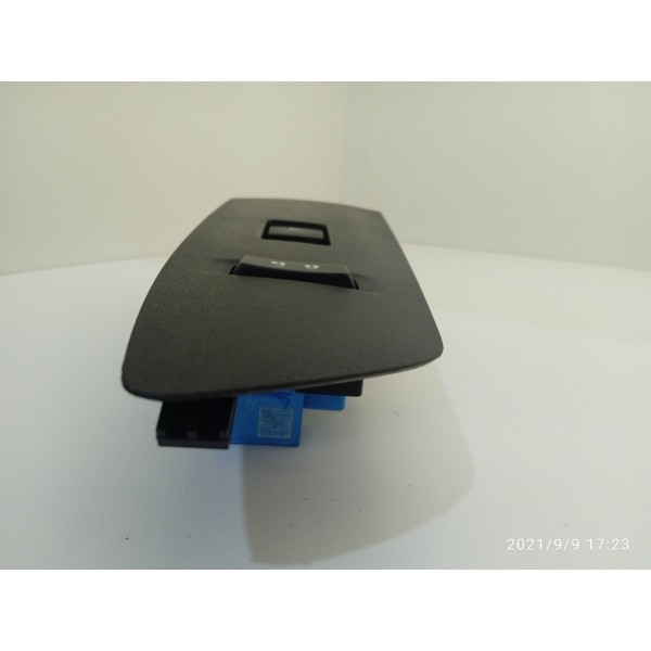 Botão Vidro Trava Tracker Onix Diant Dir 2017 18 2019/5029
