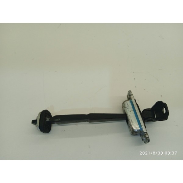 Limitador Porta Captiva Dianteiro Esquer 2008 2009 2010/2016