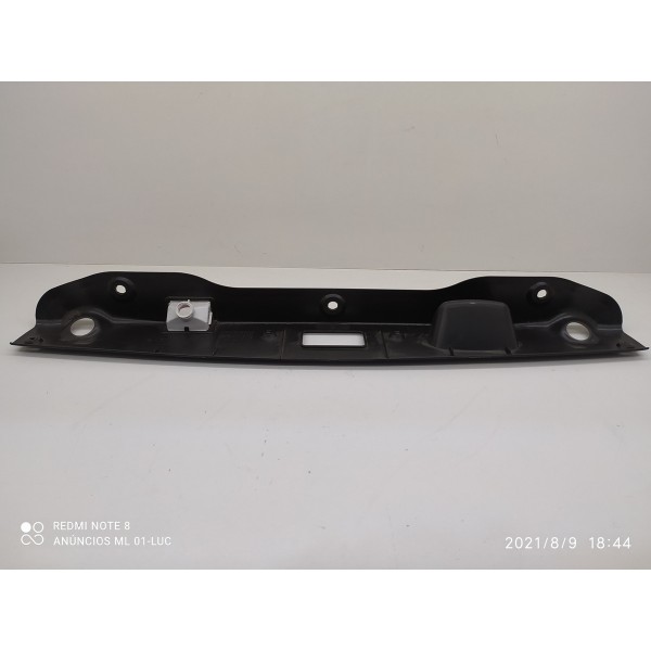Moldura Friso Tampa Traseira Mercedes C180 C200 2007/2014