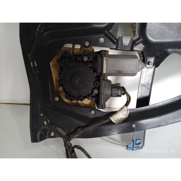 Maquina Vidro Armacao Porta Jetta Traseira Direit 2008 /2010