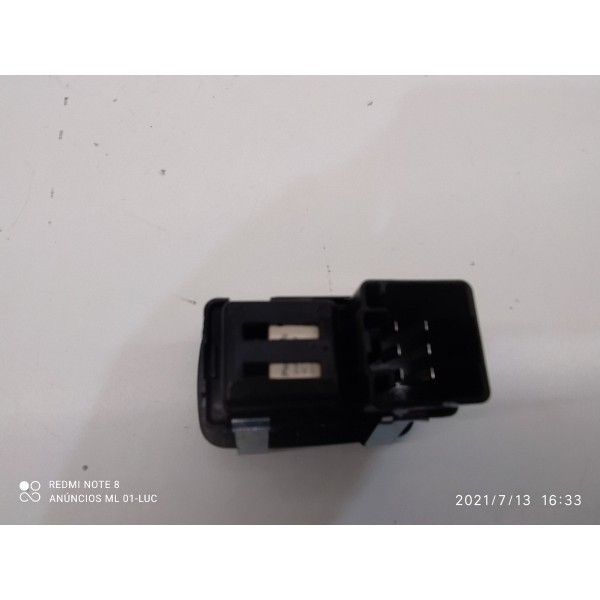 Botao Vidro Freemont Journey Traseiro Esquerdo 2011/2018