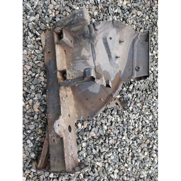 Caixa Roda Longarina Tiguan Esquerda 2010 2012 2013 2016