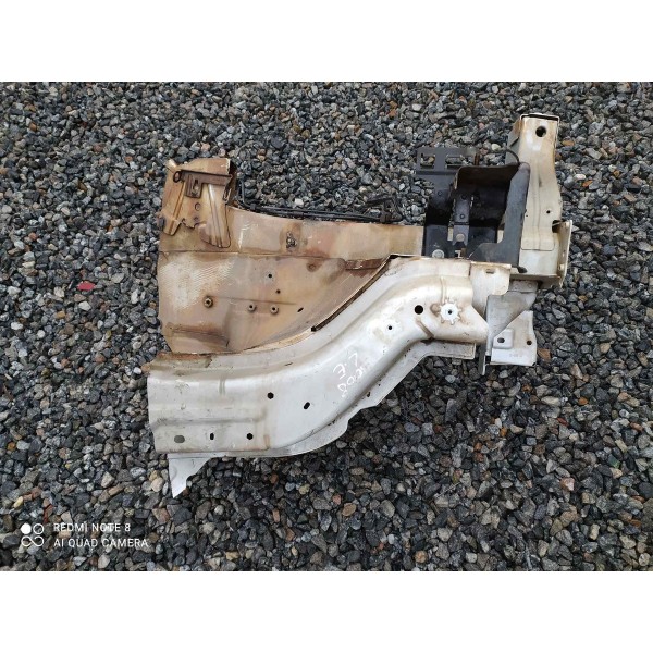 Caixa Roda Longarina Peugeot 3008 Esquerda 2012 2013 2016