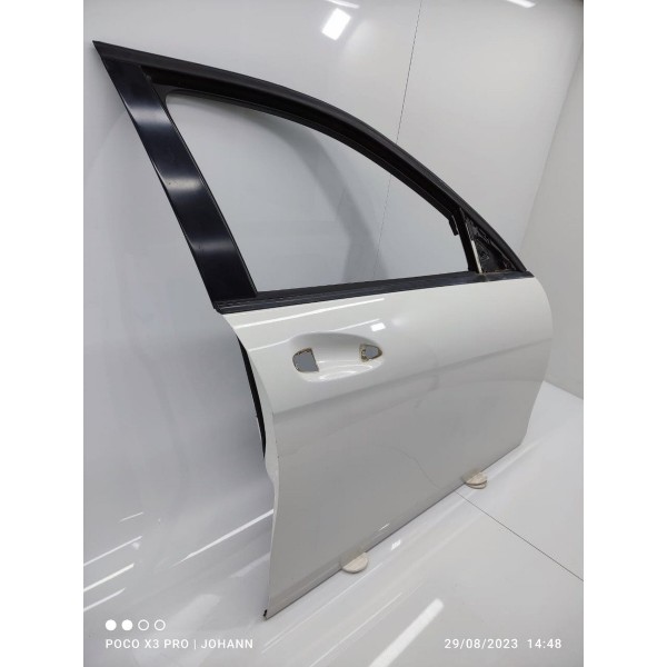 Porta Dianteira Direita Mercedes C180 C200 2008/2014 Lisa