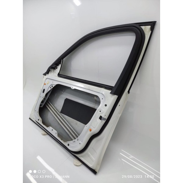 Porta Dianteira Direita Mercedes C180 C200 2008/2014 Lisa