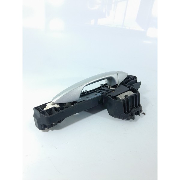 Macaneta Externa Mercedes C180 Dianteira E 08/13 A2047601534