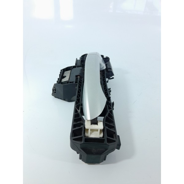 Macaneta Externa Mercedes C180 Dianteira D 08/14 A2047601634