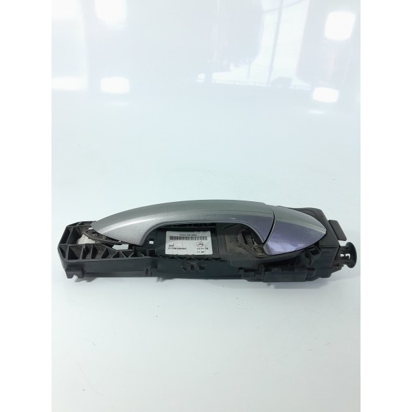 Macaneta Externa Mercedes Gla Dianteira D 14/20 A2047601800