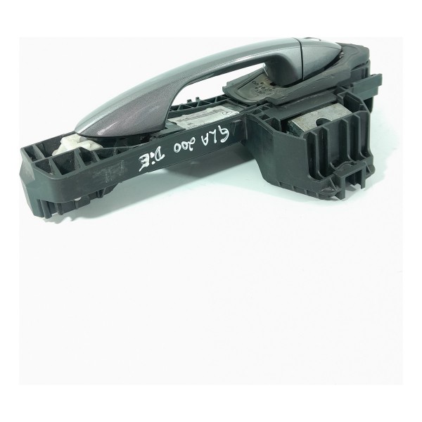 Macaneta Externa Mercedes Gla Dianteira E 14/20 A2047601700