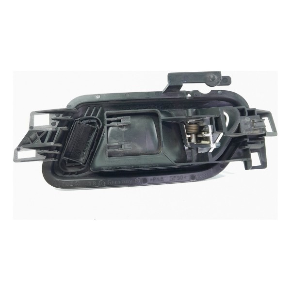 Macaneta Interna Amarok Traseira Dir 2010/2023 2h0837114d