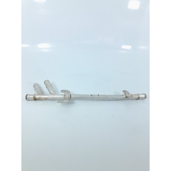Tubo Cano Agua Motor Amarok V6 3.0 2017/2023 2h6121065ak