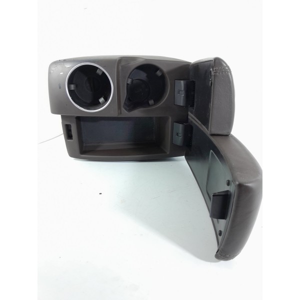 Apoio Braco Central Audi Q7 2010/2015 4l1864207 Detalhe