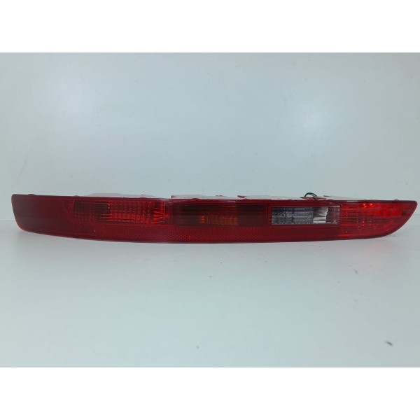 Olho Gato Refletor Parachoqu Q5 Esquerda 2009/2015 8r0945095