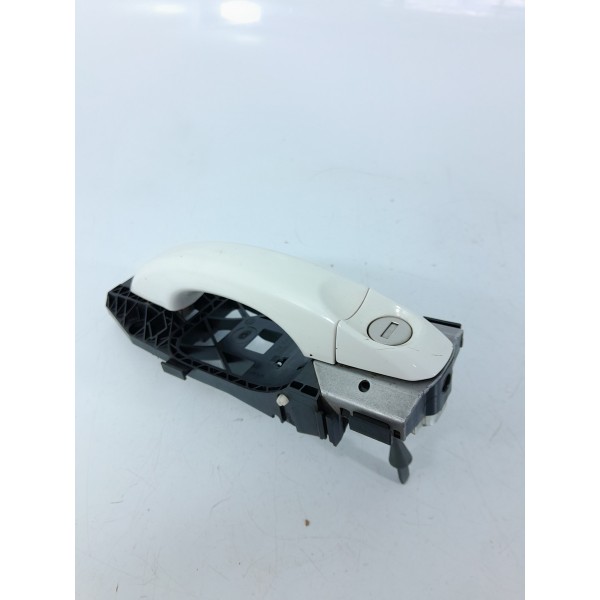Macaneta Externa Amarok Dianteira Esq 2010/2023 5n0837885h