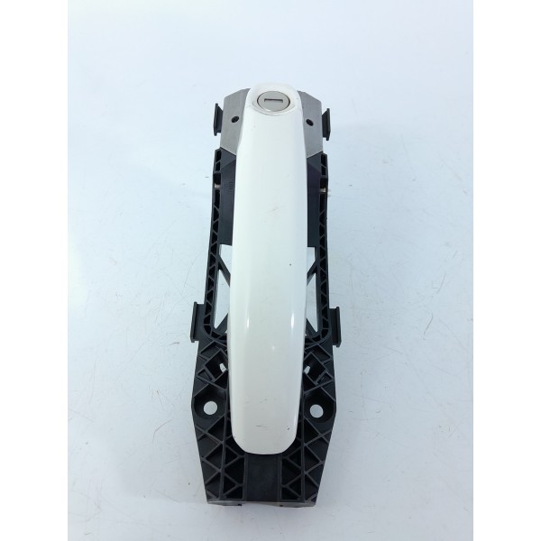 Macaneta Externa Amarok Dianteira Esq 2010/2023 5n0837885h