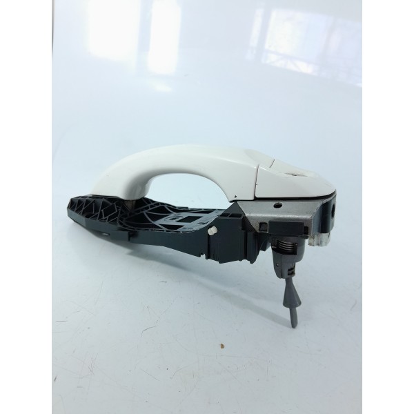 Macaneta Externa Amarok Dianteira Esq 2010/2023 5n0837885h