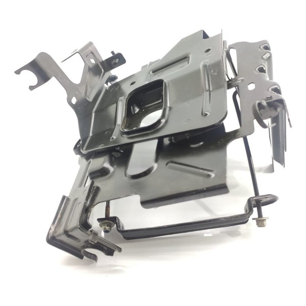 Suporte Bateria Tracker Onix 2020 2022 2024 26300275