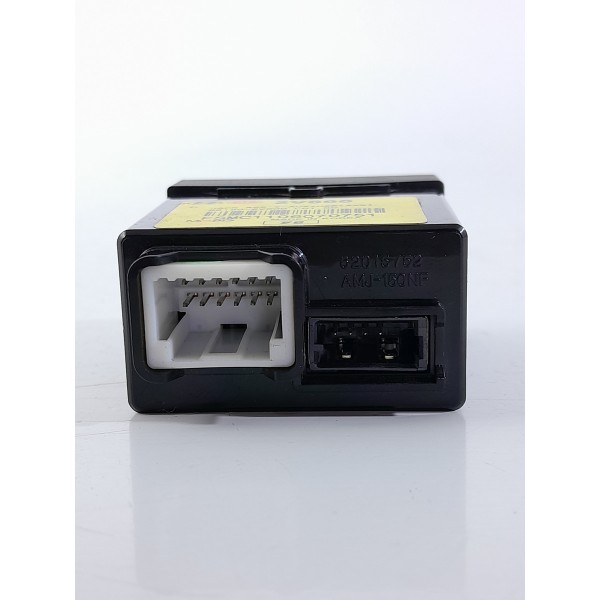 Tomada Usb Hyundai Veloster 2010/2014 961202v000 Det