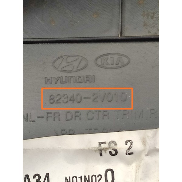 Forro Porta Hyundai Veloster Diante Dir 2010/2015 823402v010