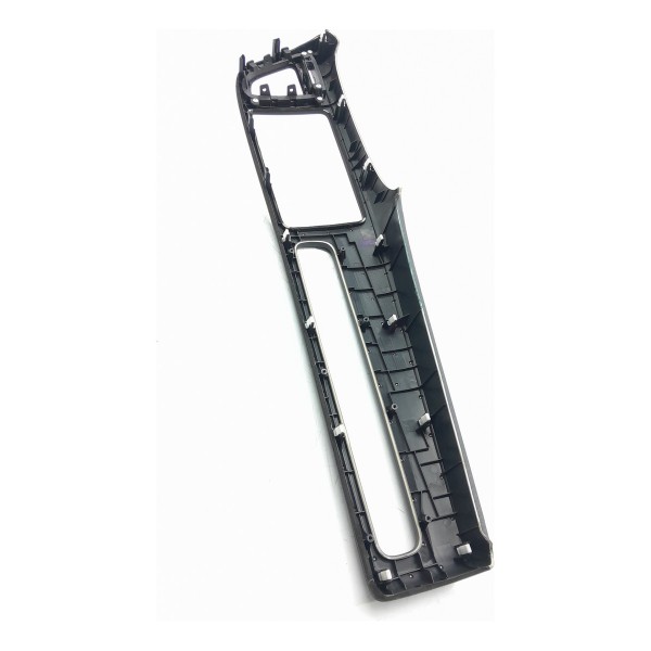 Moldura Painel Multimidia Honda Hrv 2015/2021 Gf644411100
