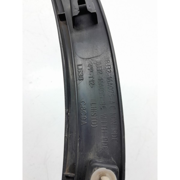 Moldura Paralama Evoque Esquerdo 2011/2018 Bj3216a075ac
