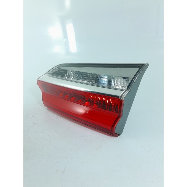 Lanterna Corolla Tampa Direita 2015/2018 Original
