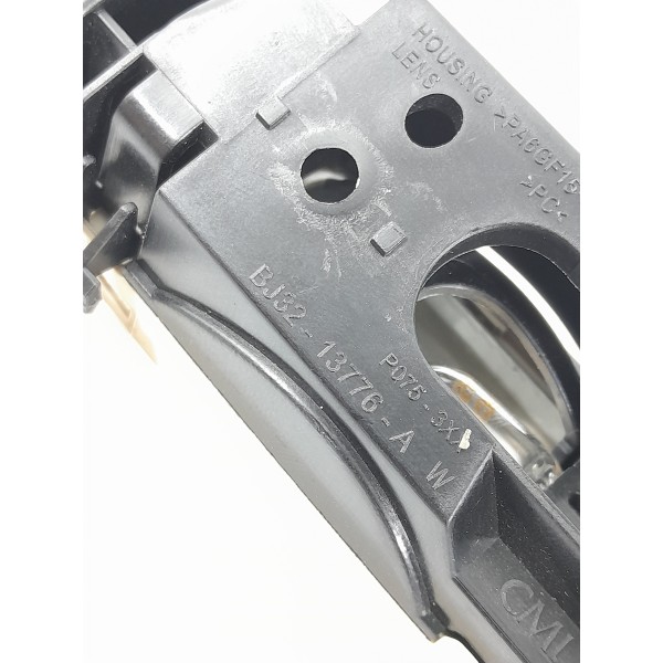 Luz Cortesia Evoque Traseira Direita 2011/2020 Bj3213776a