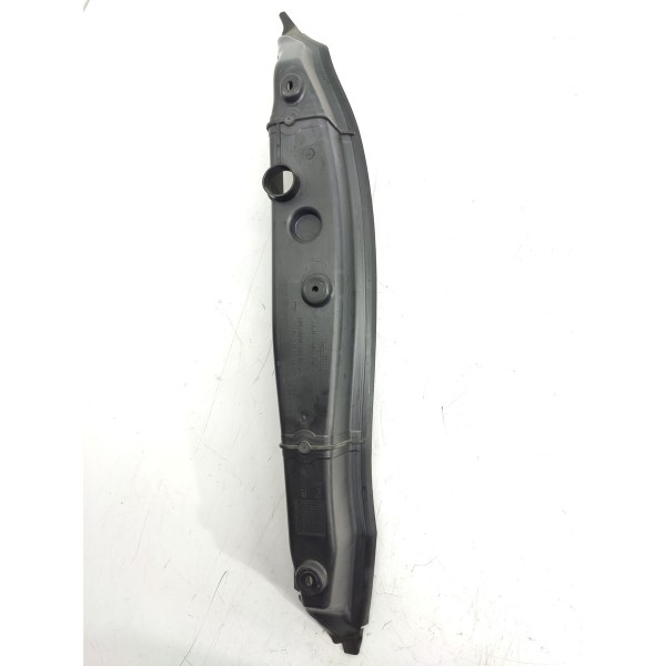 Guarda Po Paralama Mercedes C200 Esq 2022/2025 A2068890000